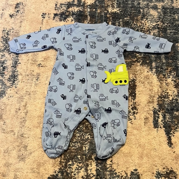 Newborn romper lot (B-5) - Picture 4 of 11